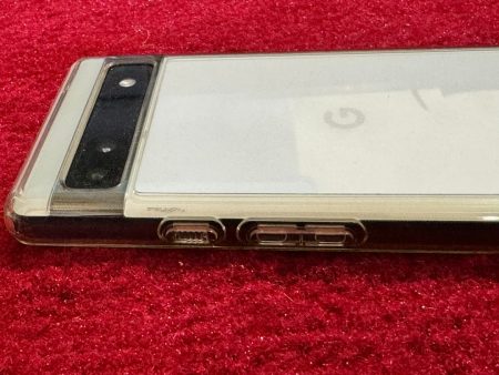 Spigen Anti-Yellow Crystal Clear Case turned yellow in a week!