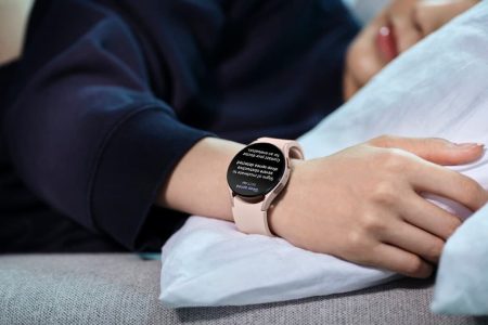Samsung’s Galaxy Watch is now approved to detect your sleep apnea